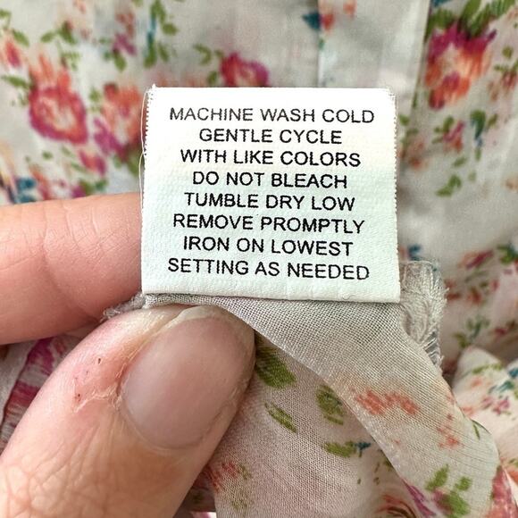 NY COLLECTION White Floral Button Front Ruffle Blouse  Romantic Top | Size Small - Picture 8 of 8